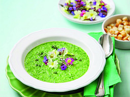 Jarní špenátová polévka