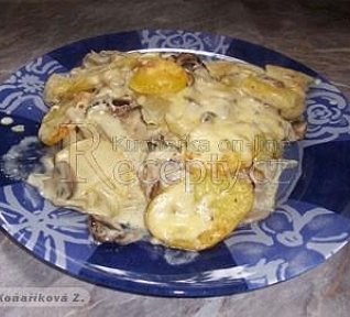 Zapečené kuřecí řízky se šlehačkou Zapečené kuřecí řízky se šlehačkou