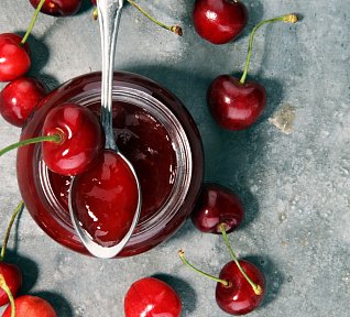 Třešňová marmeláda
