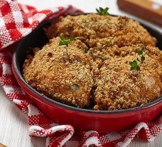 Stehenní řízky v ořechovém kabátku