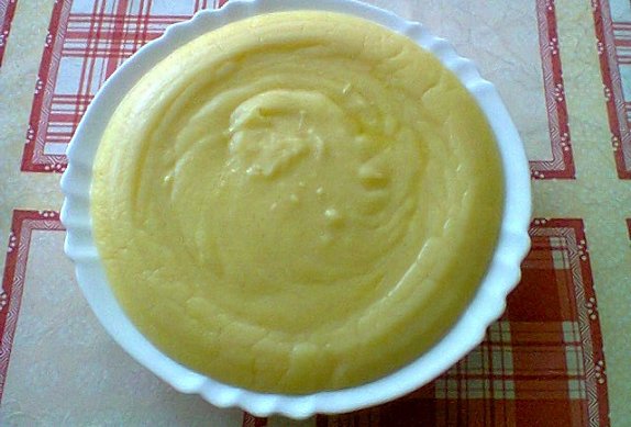Hedvábná kukuřičná kaše (polenta, mămăligă), základní recept