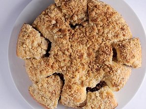 Buchty s ořechovou drobenkou