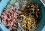 Květákovo-bramborový salát