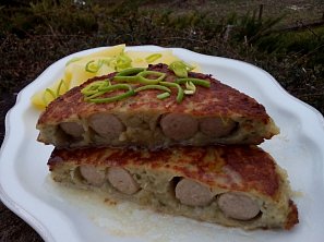 Vinná klobása v bramboráku