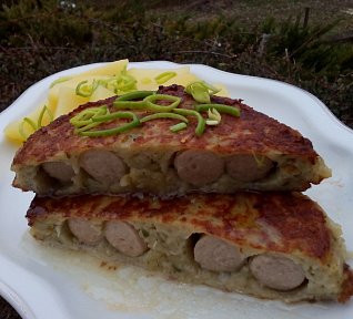 Vinná klobása v bramboráku