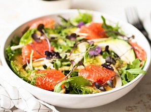 Fenyklový salát s červeným pomerančem