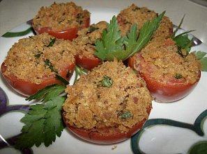 Plněná rajčata se strouhankou