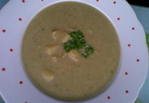Kapustová polévka s bramborem