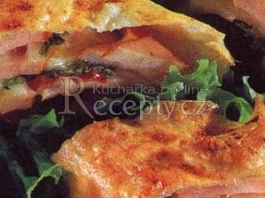 Závin s uzeným masem