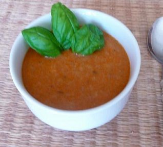 Rajčatová polévka Institutu Kompliment