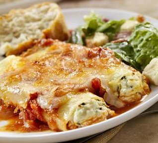 Zapečené cukety se šunkou a sýrem