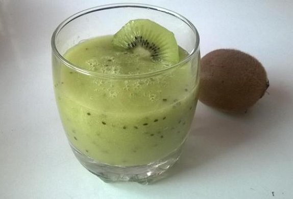 Kiwi smoothie photo-0