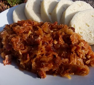 Vepřové pod zelím pečené - z remosky