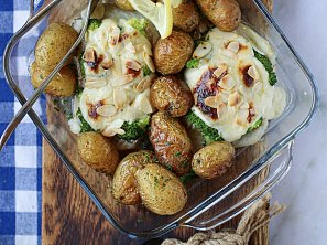 Treska s gratinovanou brokolicí a mandlemi