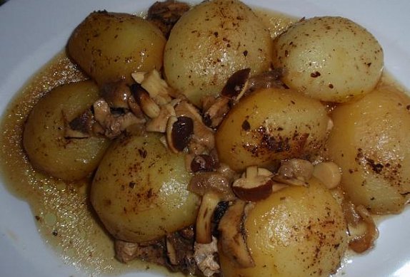 Houbová staročeská pečínka s bramborem