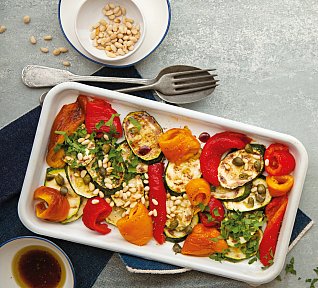 Salát z grilované zeleniny