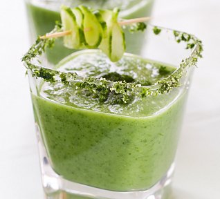 Gazpacho s avokádem