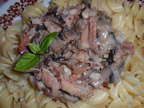 Schwarzwaldská šunka se žampiony