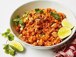 Kořeněná rýže s tuňákem