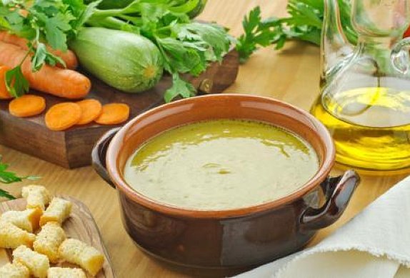 Zeleninová polévka na řecký způsob
