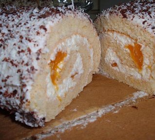 Kokosovo-tvarohová roláda