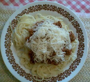 Špagety s mletým masem