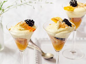 Opilé broskvové poháry s amarettem