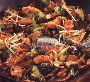 Masová směs s brokolicí po čínsku