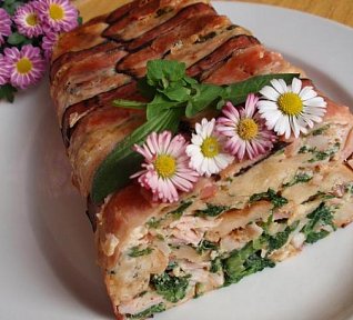 (Nejen) Velikonoční špenátová nádivka / žemlovka (Nejen) Velikonoční špenátová nádivka / žemlovka