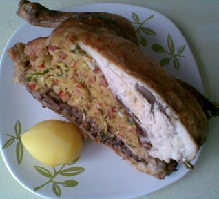 Kuře s cuketovou nádivkou