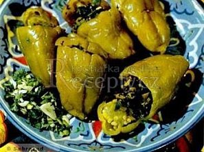 Nakládané plněné papriky po Ázerbájdžánsku