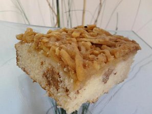 Jablečník s polevou