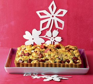 Drobenkový koláč s rebarborou