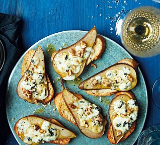 Toasty s hruškami a gorgonzolou