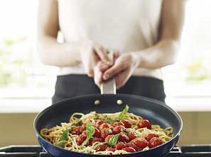 Špagety s rukolovým pestem