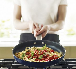 Špagety s rukolovým pestem