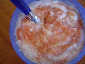 Mrkvový salát s jablky a jogurtem