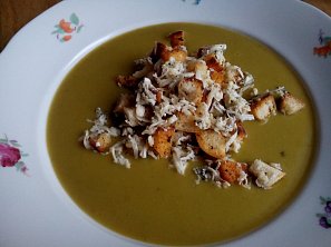 Bramborovo - hrášková polévka