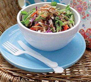 Pikantní kuřecí salát