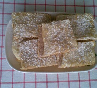 Listové řezy s vanilkovo-nugátovým krémem