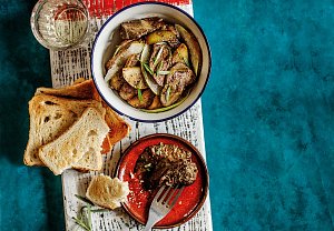 Husí játra s hruškami