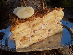 Margot dort s banány