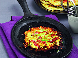 Bramboráky se sýrem a šunkou