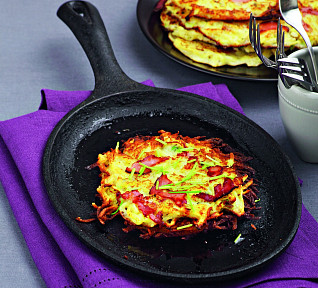 Bramboráky se sýrem a šunkou