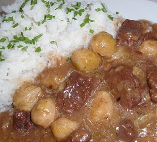 Hovězí s kapustičkami