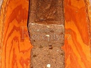 Bombastický celozrnný makovec s mrkví Bombastický celozrnný makovec s mrkví