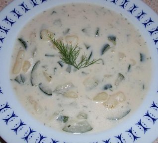 Bramborovo cuketová polévka - smetanová s koprem