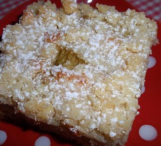 Šlehačkový koláč s rebarborou