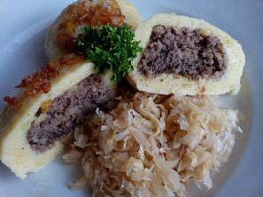 Zabijačkové bramborové knedlíky