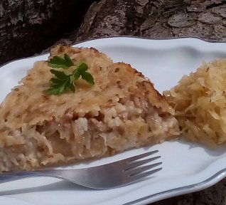 Zapečená rýže s mletým masem a zelím